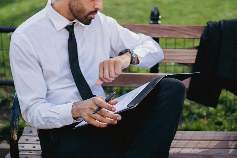 Cum să îți organizezi timpul liber pentru mai multă productivitate și fericire